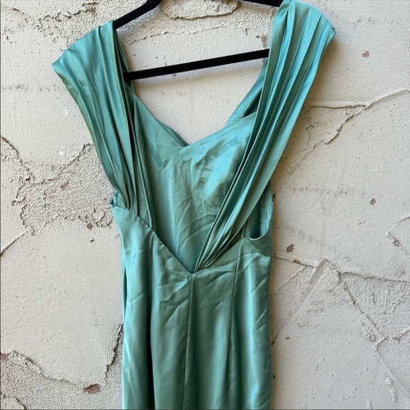 Fame Partners Francois Drape Gown - Picture 11 of 14